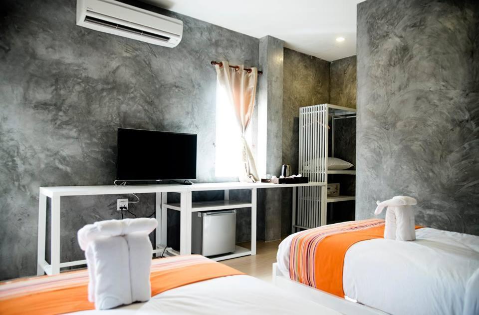 Ban'S Avenue Guesthouse Ko Tao Esterno foto